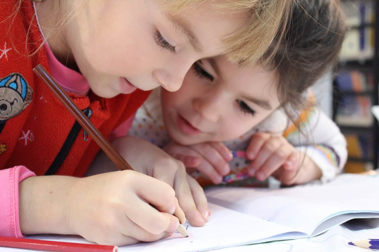 kids reading books